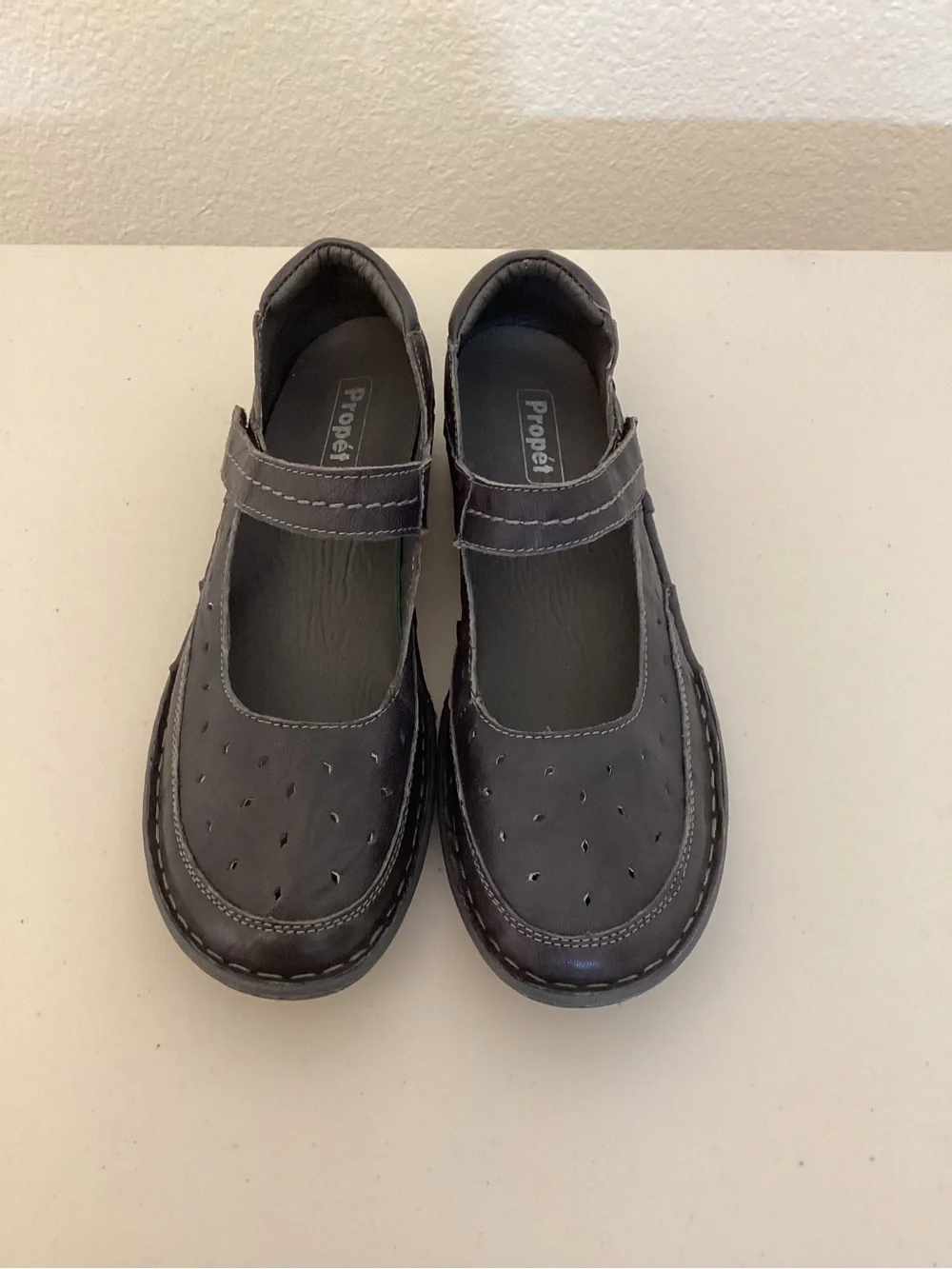 Propet 9.5 X-Wide (2E) Julene Mary Jane Comfort Shoes Womens Leather Dark Gray